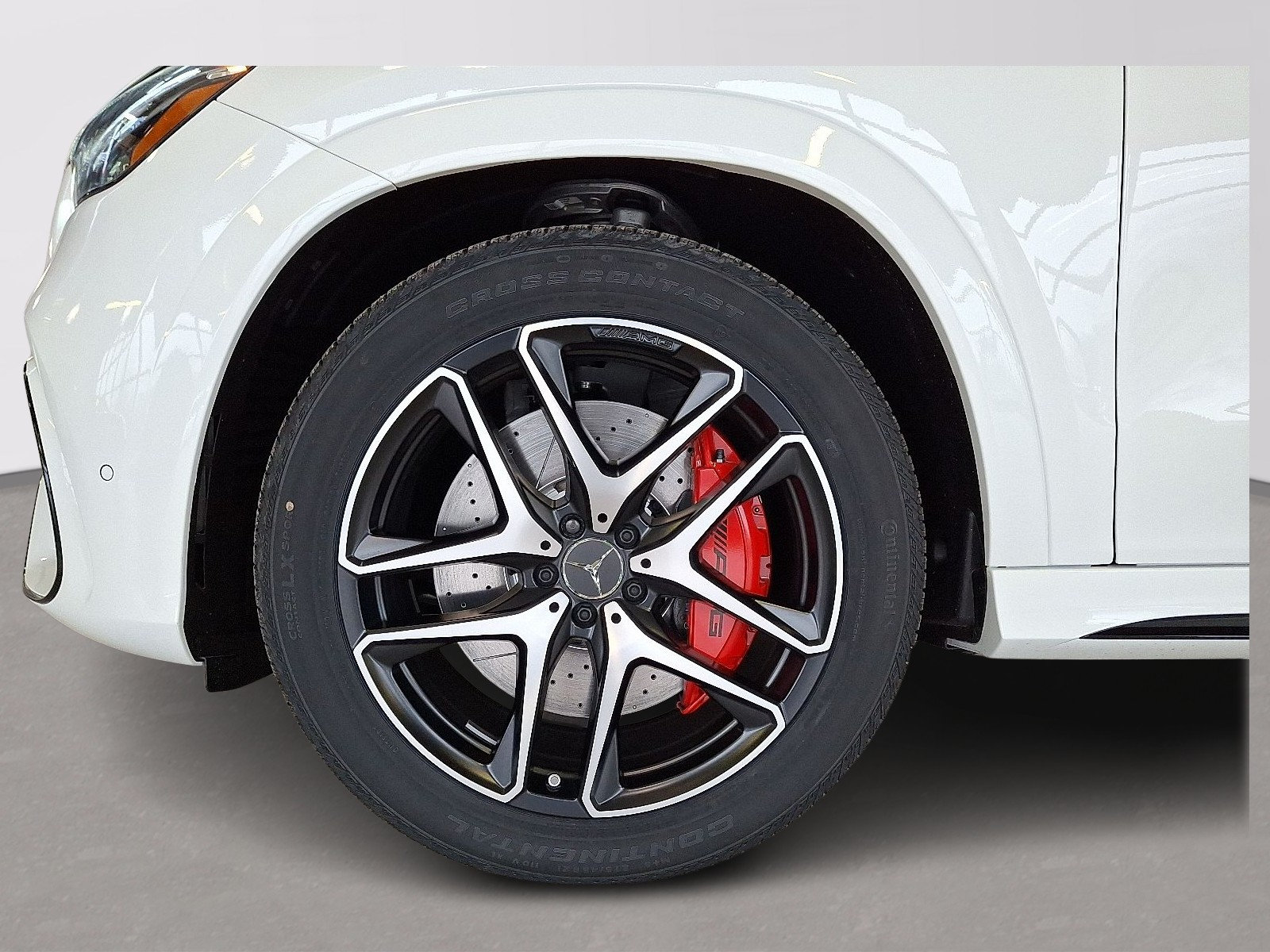 New 2026 Mercedes-Benz GLE 63 AMG S image 7