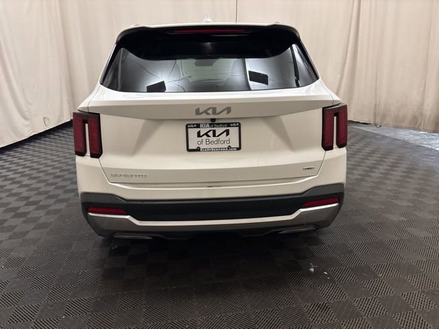 Used 2025 Kia Sorento EX image 6