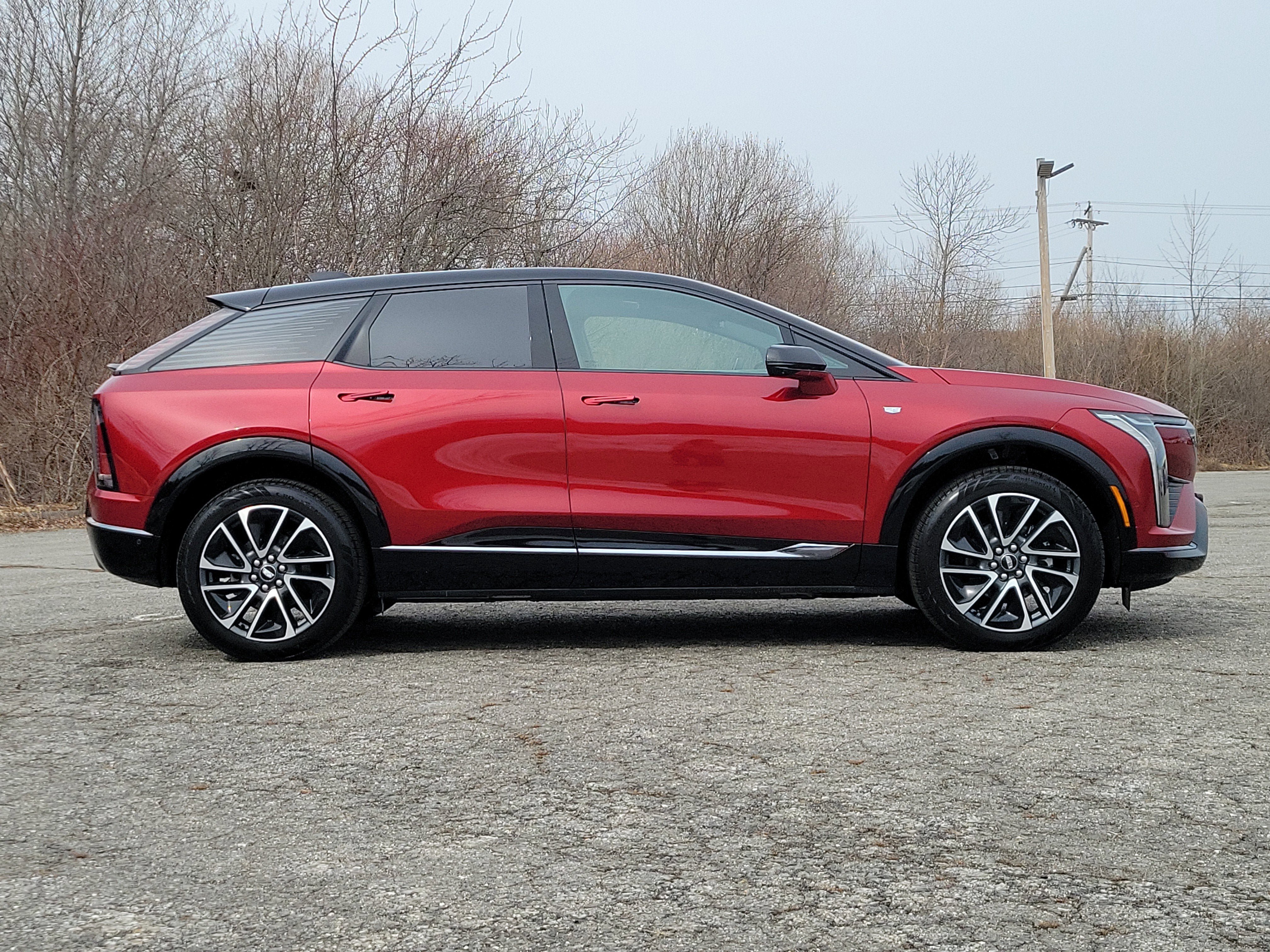 New 2026 Cadillac Optiq Sport 1 image 8