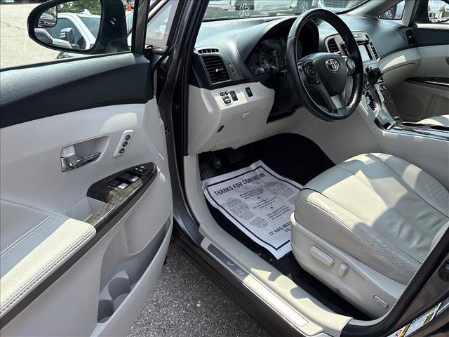 Used 2014 Toyota Venza XLE FWD image 11