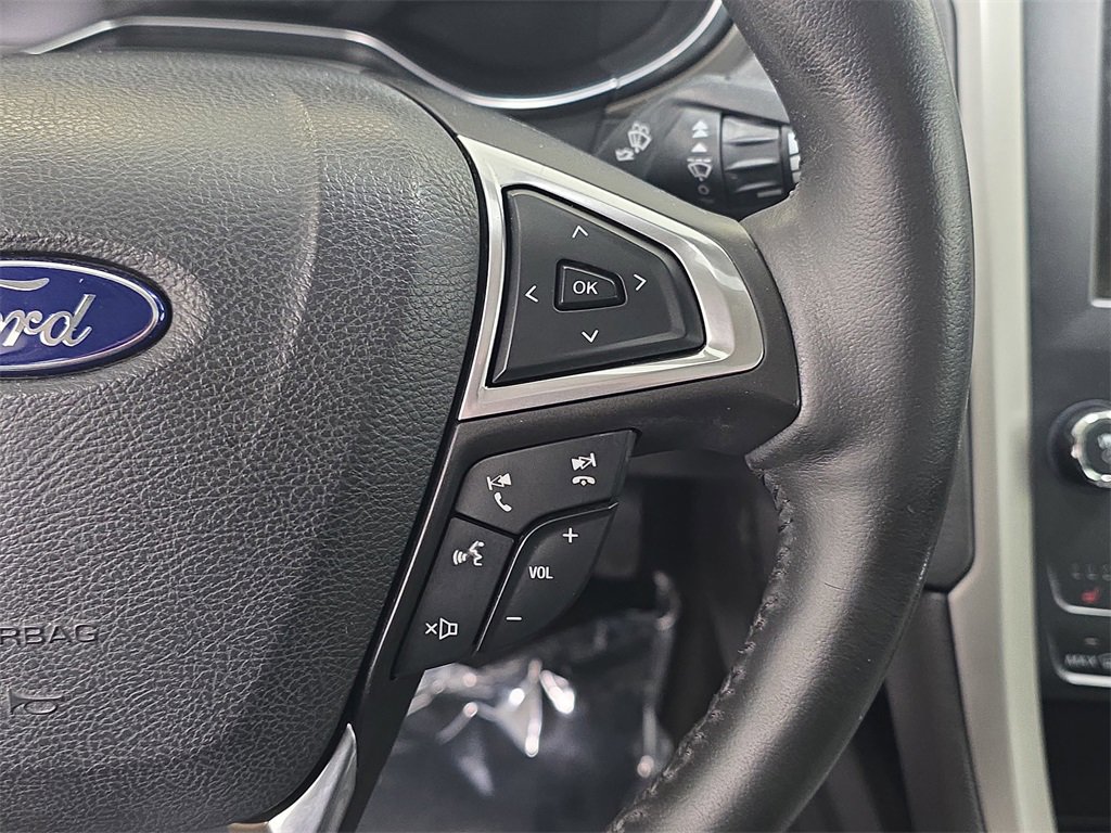 Used 2014 Ford Fusion SE w/ Equipment Group 202A image 18