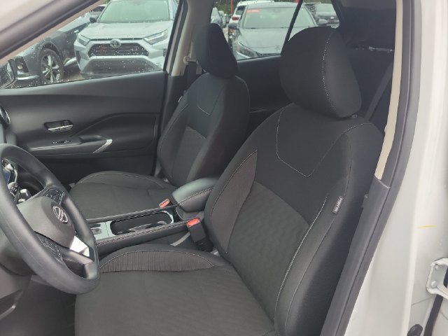 Certified 2024 Nissan Kicks SV FWD image 18