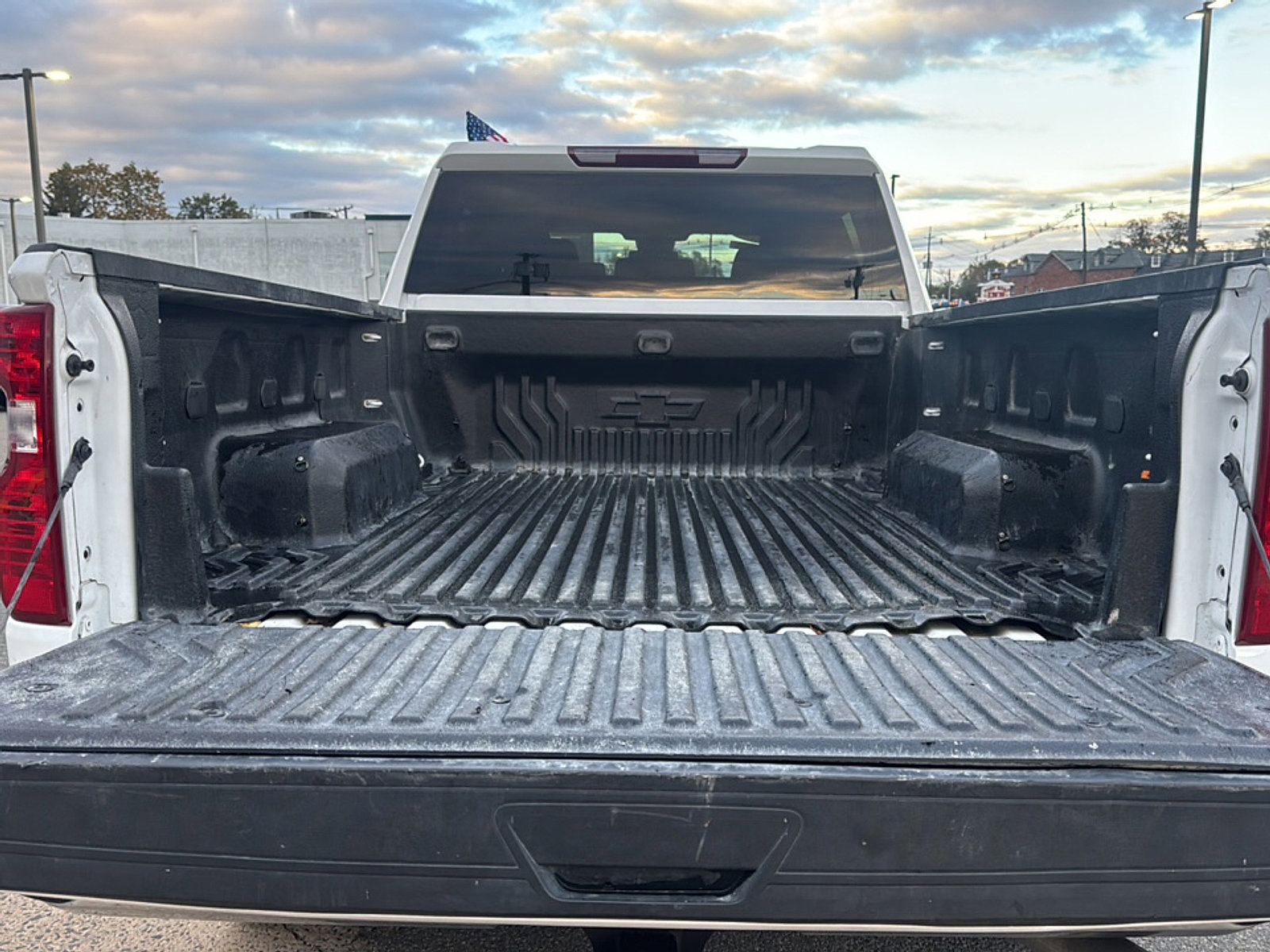 Used 2025 Chevrolet Silverado 2500 LT w/ Convenience Package image 22