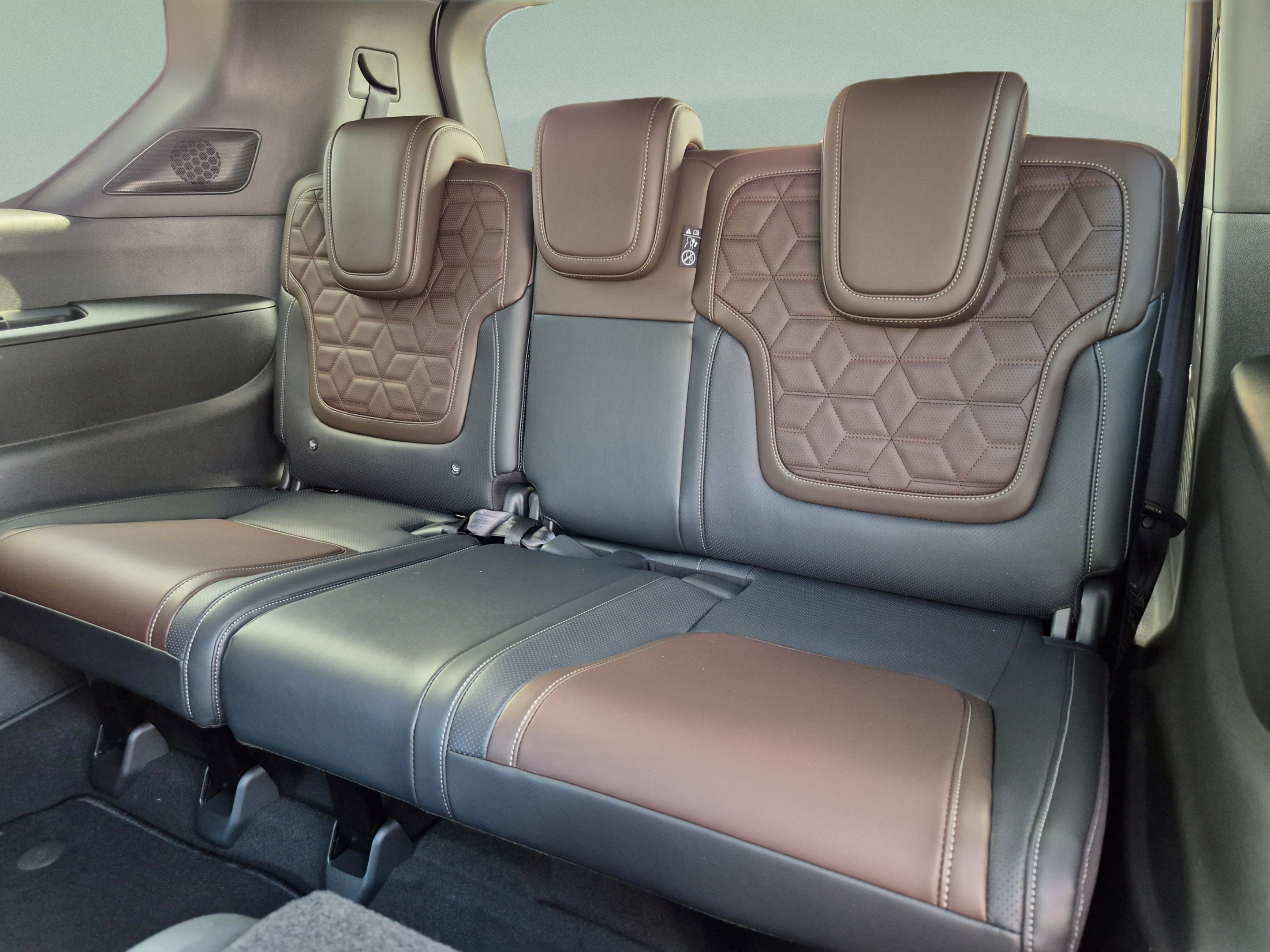 New 2026 Nissan Armada Platinum RWD image 20