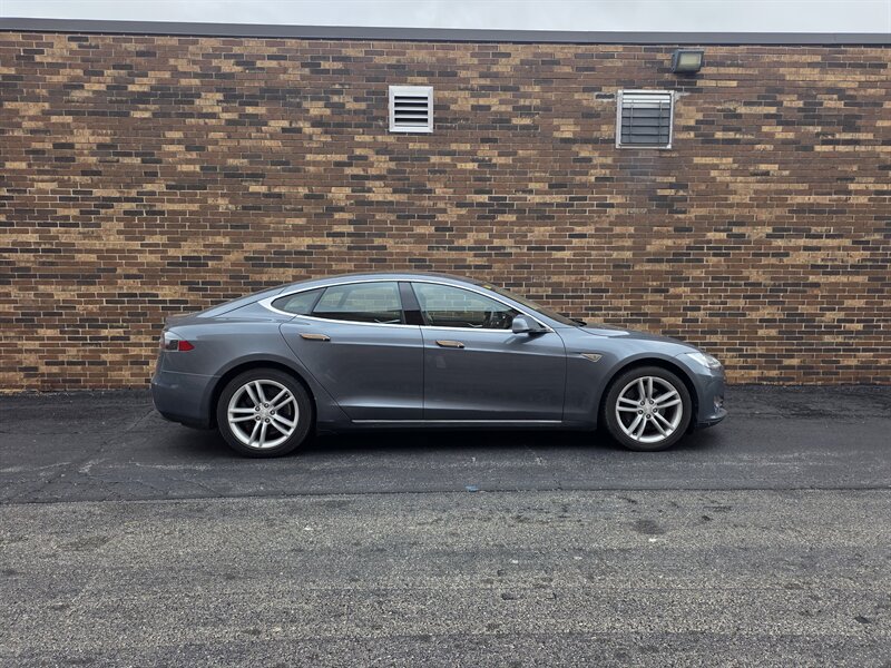 Used 2014 Tesla Model S 85 RWD image 5