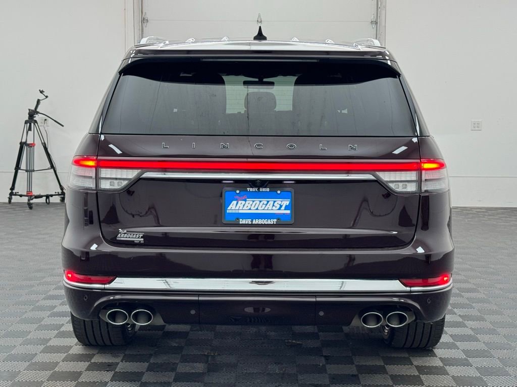 Used 2023 Lincoln Aviator Black Label w/ Class IV Trailer Tow Package AWD/4WD image 10