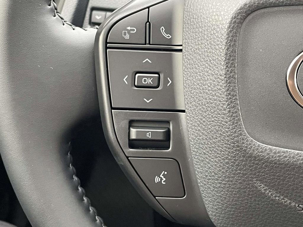 New 2026 Toyota Prius LE image 31