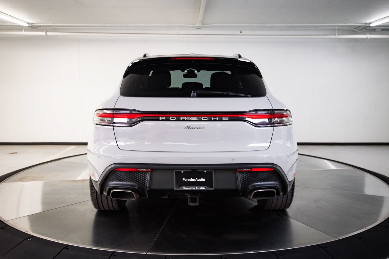 Certified 2023 Porsche Macan AWD/4WD image 6