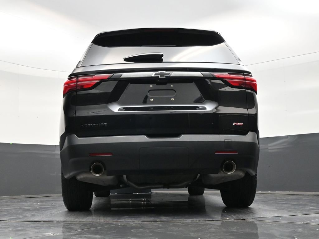 Used 2023 Chevrolet Traverse RS FWD image 24