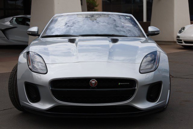 Used 2019 Jaguar F-TYPE R-Dynamic RWD image 7