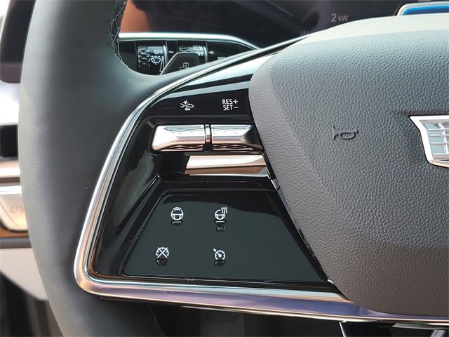 New 2025 Cadillac Lyriq Luxury image 11