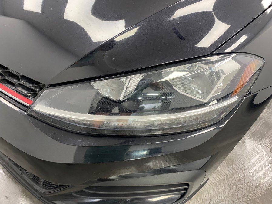 Used 2020 Volkswagen GTI S image 11