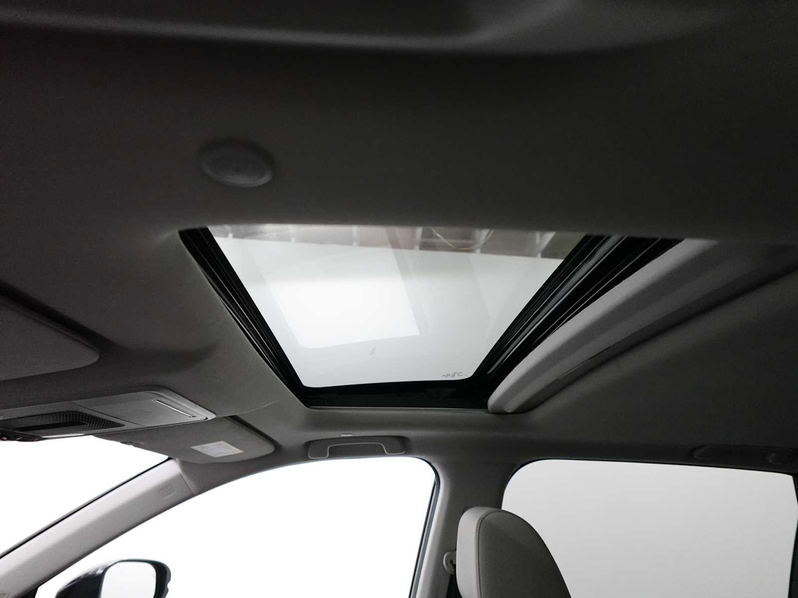 Certified 2025 Honda CR-V EX image 23