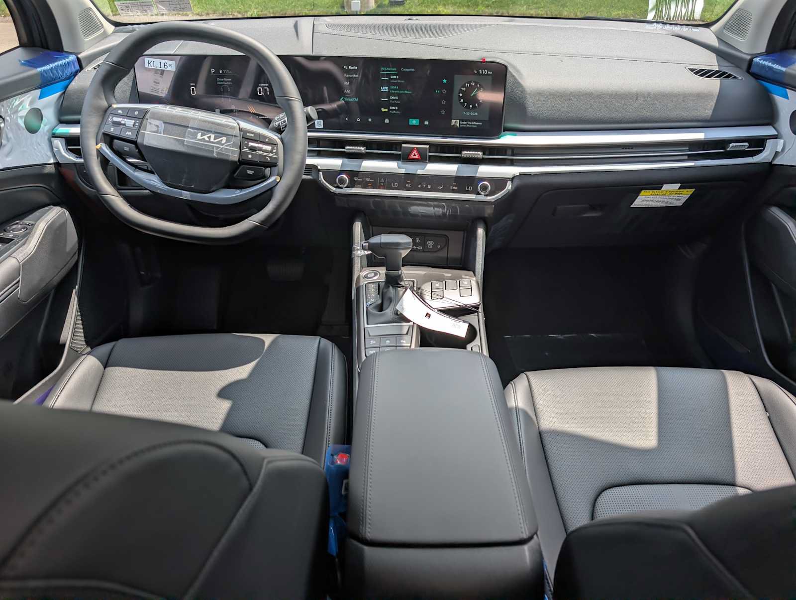 New 2026 Kia Sportage EX AWD/4WD image 12