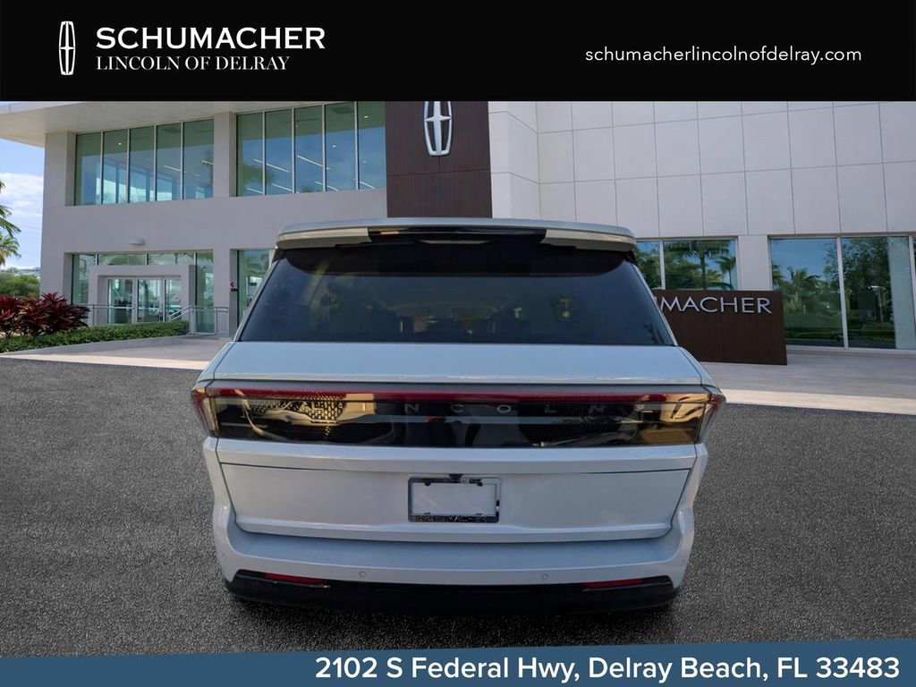 New 2026 Lincoln Navigator L Premier AWD/4WD image 6