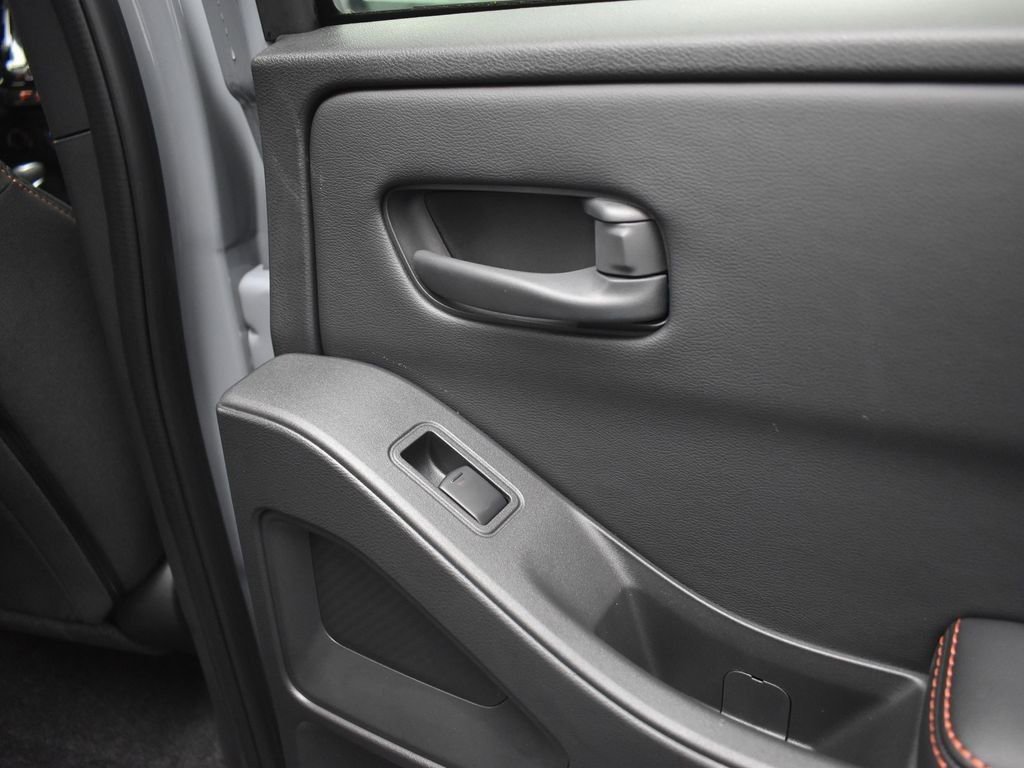 New 2026 Nissan Frontier PRO-4X w/ Tow Package image 19