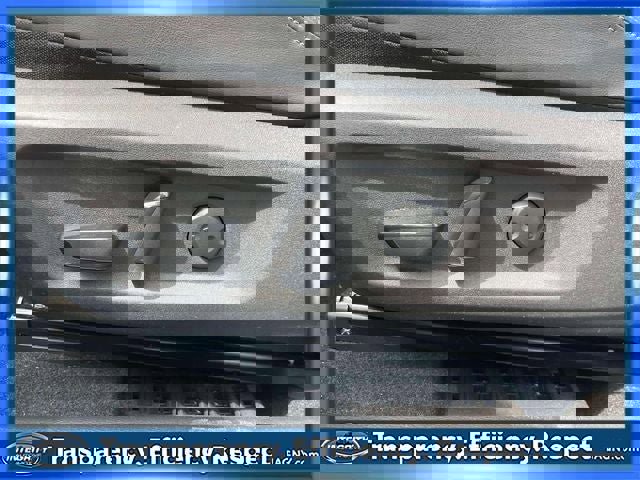 Used 2023 Nissan Rogue Platinum AWD/4WD image 18