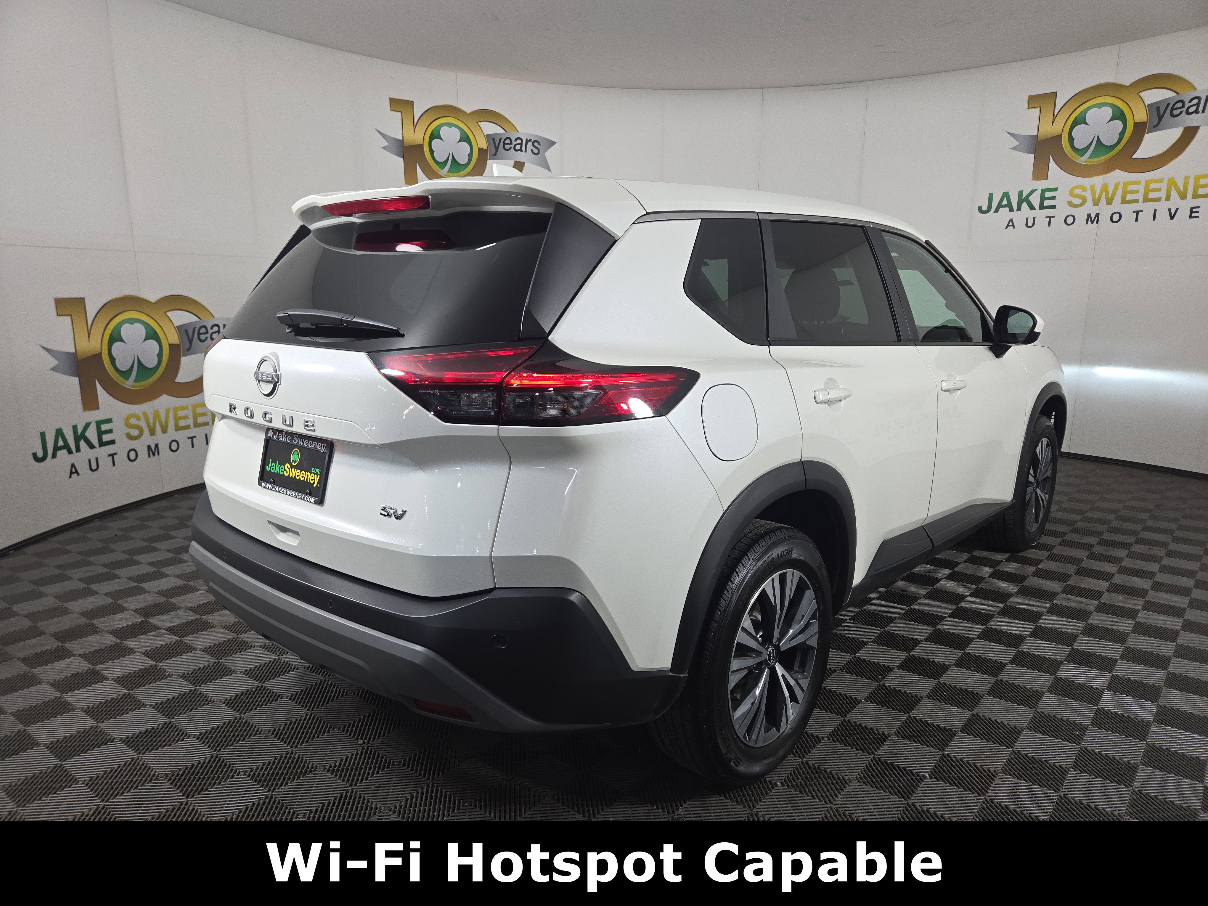 Used 2023 Nissan Rogue SV image 10