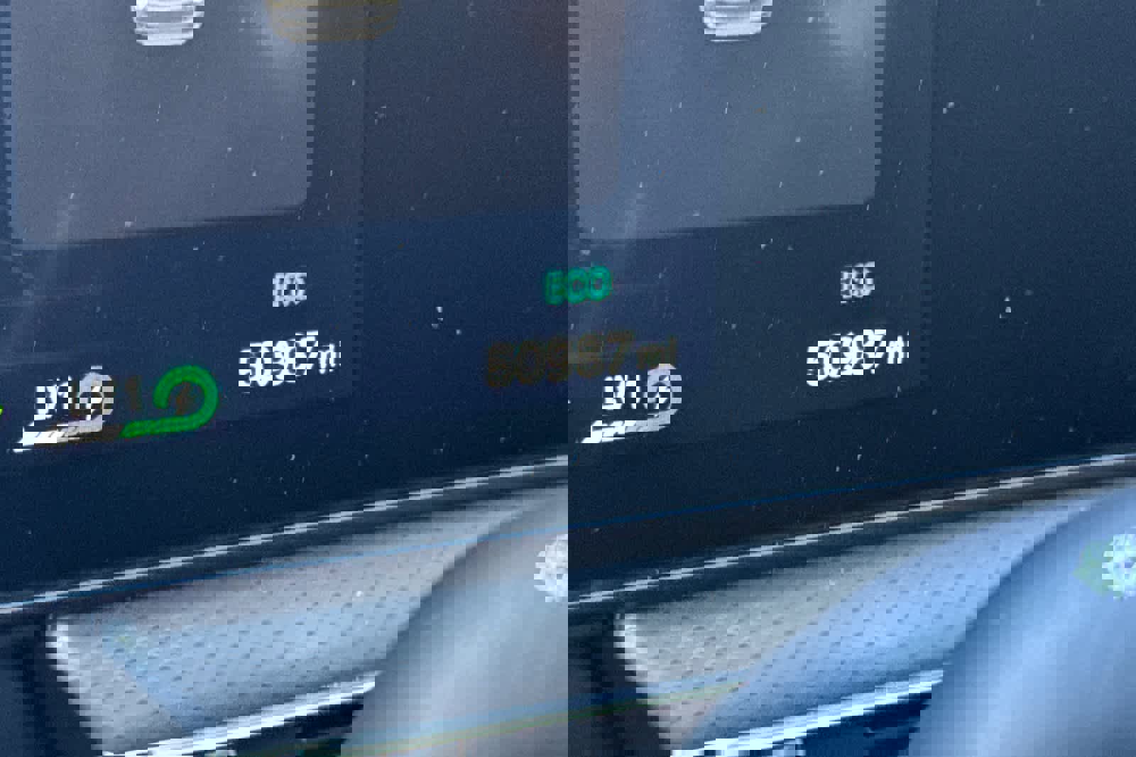 Used 2023 Genesis GV60 Advanced image 31