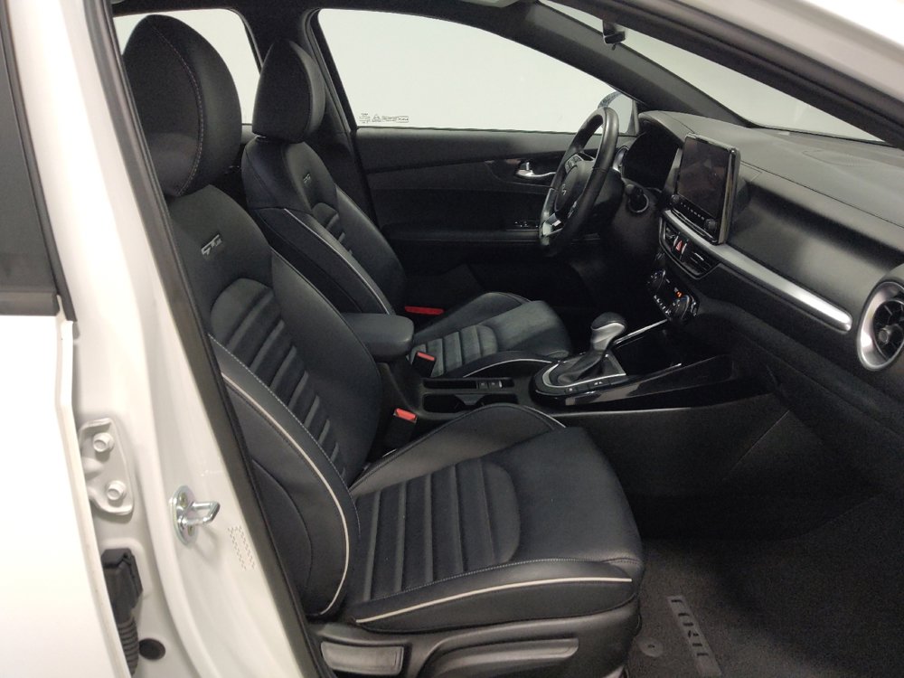 Used 2023 Kia Forte GT-Line w/ GT-Line Premium Package image 21