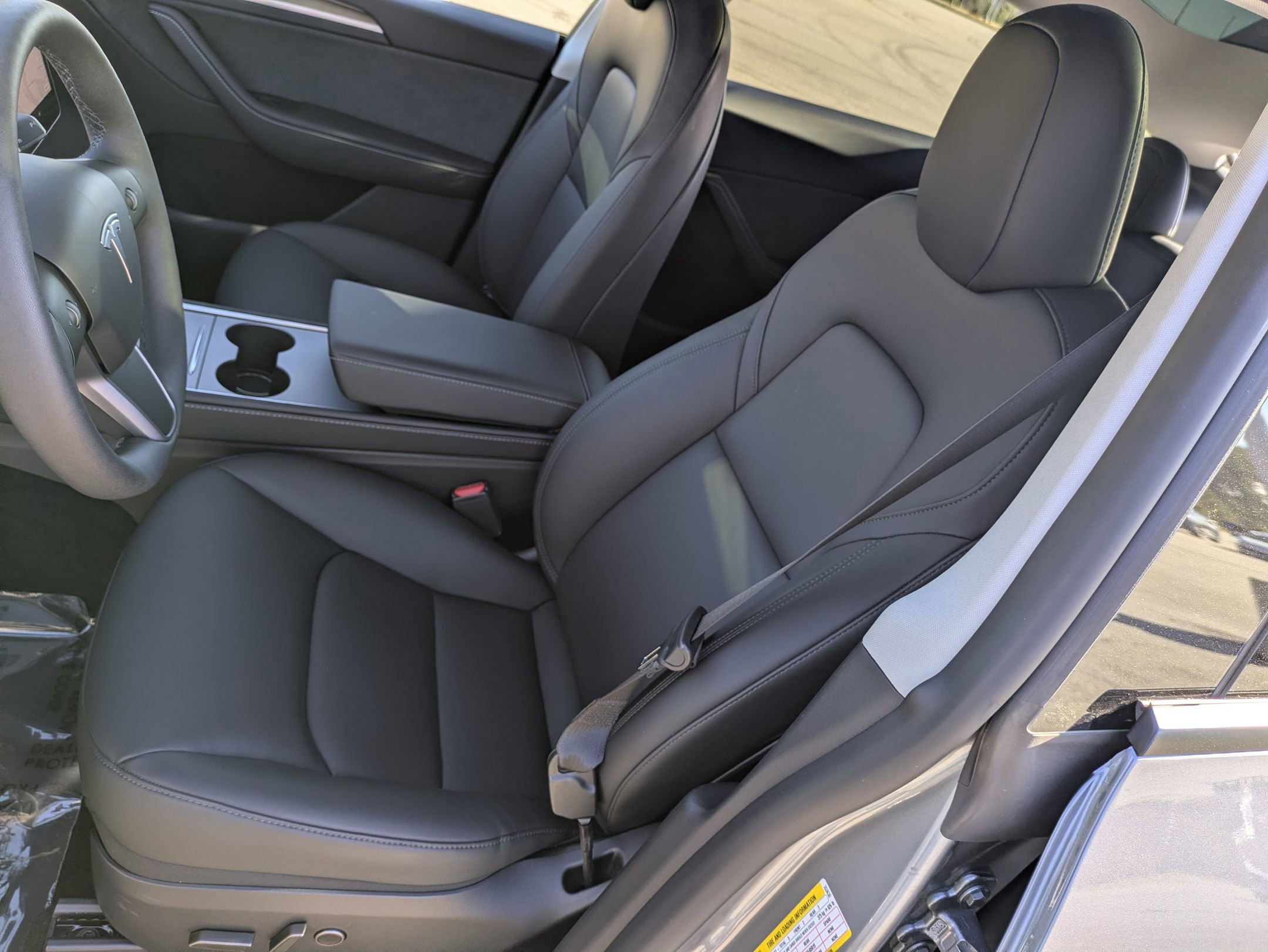 Used 2025 Tesla Model Y Long Range image 16