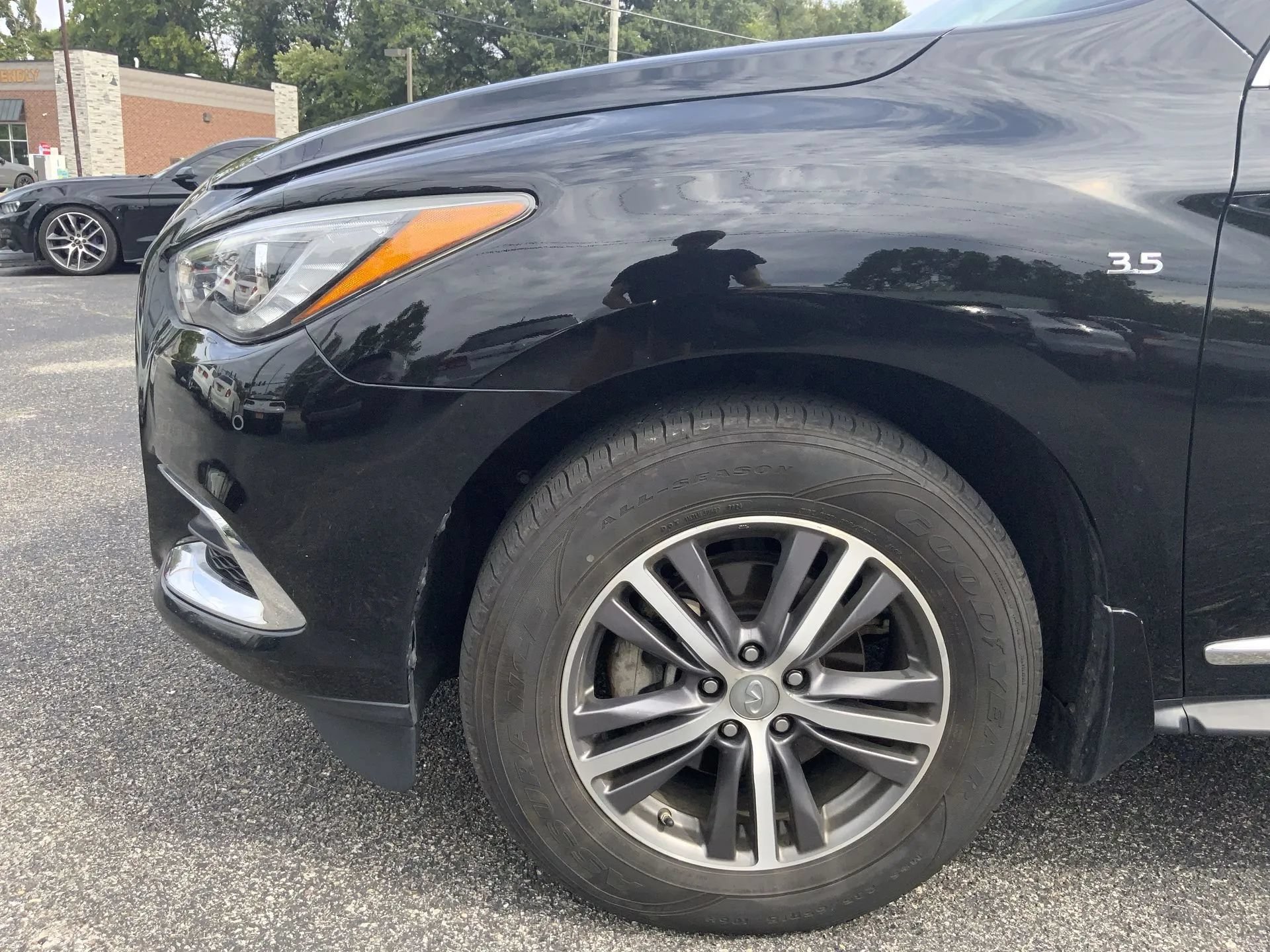 Used 2019 INFINITI QX60 Luxe w/ Essential Package AWD/4WD image 19