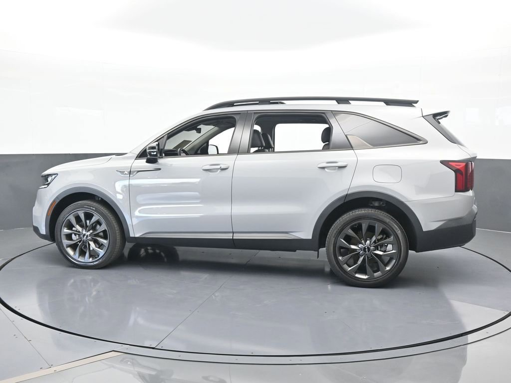 Used 2023 Kia Sorento X-Line EX image 3