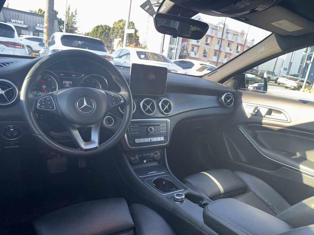 Used 2018 Mercedes-Benz GLA 250 w/ AMG Line Exterior image 11
