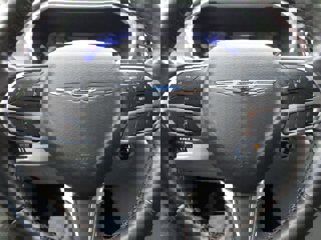 Used 2020 Chrysler Pacifica Touring-L Plus image 17