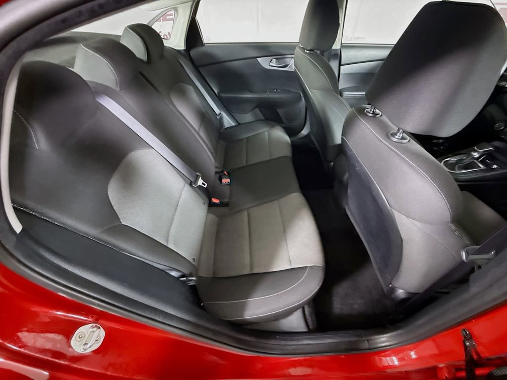Used 2022 Kia Forte LXS FWD image 27