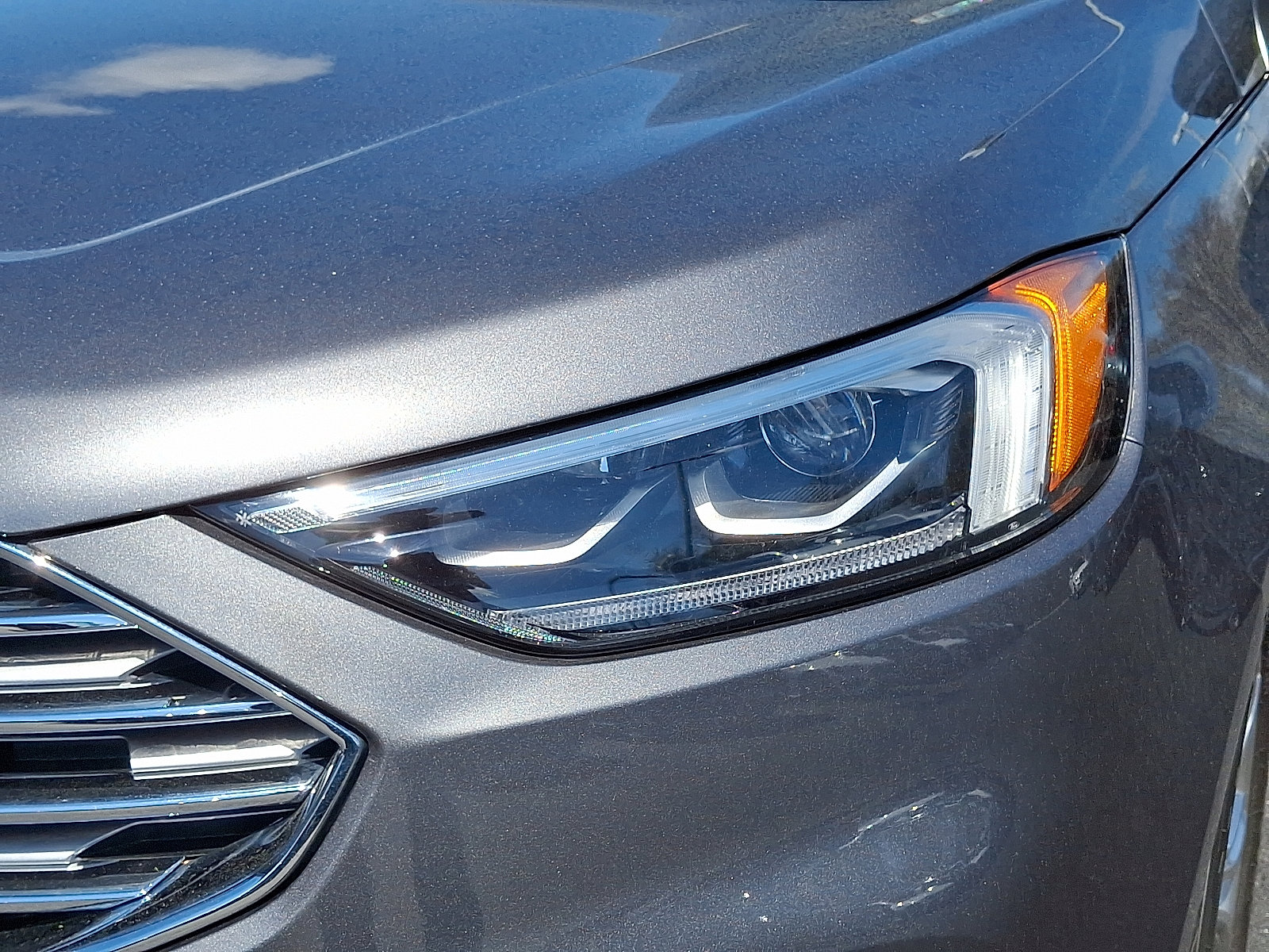Used 2022 Ford Edge Titanium w/ Equipment Group 301A image 9