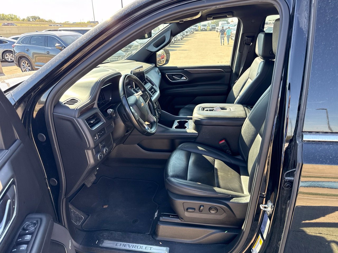 Used 2024 Chevrolet Tahoe LT RWD image 19