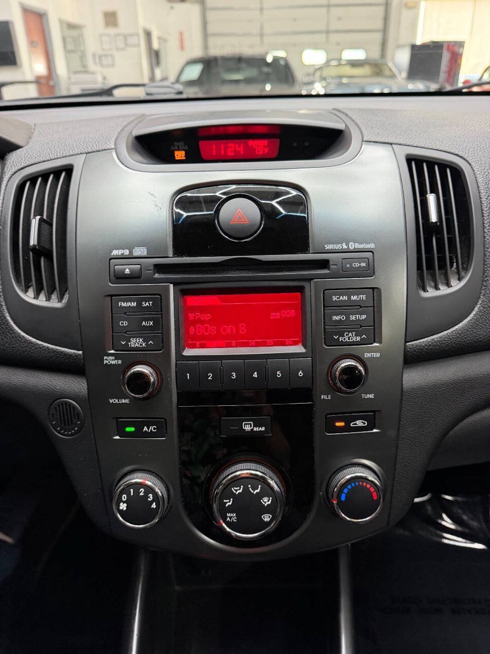 Used 2013 Kia Forte EX FWD image 27