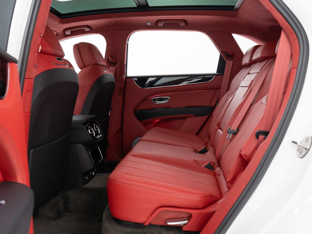 Certified 2023 Bentley Bentayga AWD/4WD image 23