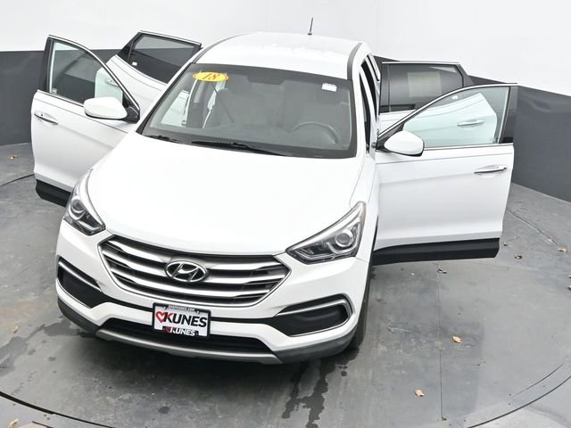 Used 2018 Hyundai Santa Fe Sport FWD image 39