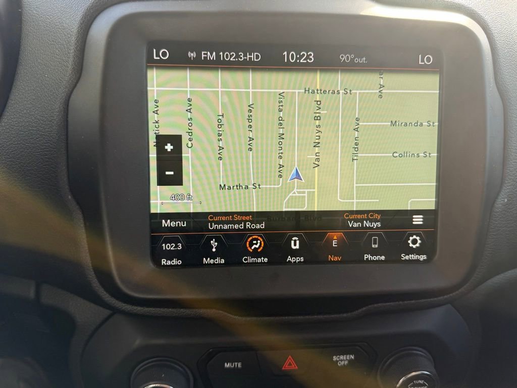 Used 2019 Jeep Renegade Altitude w/ UConnect 8.4 Nav Group image 11