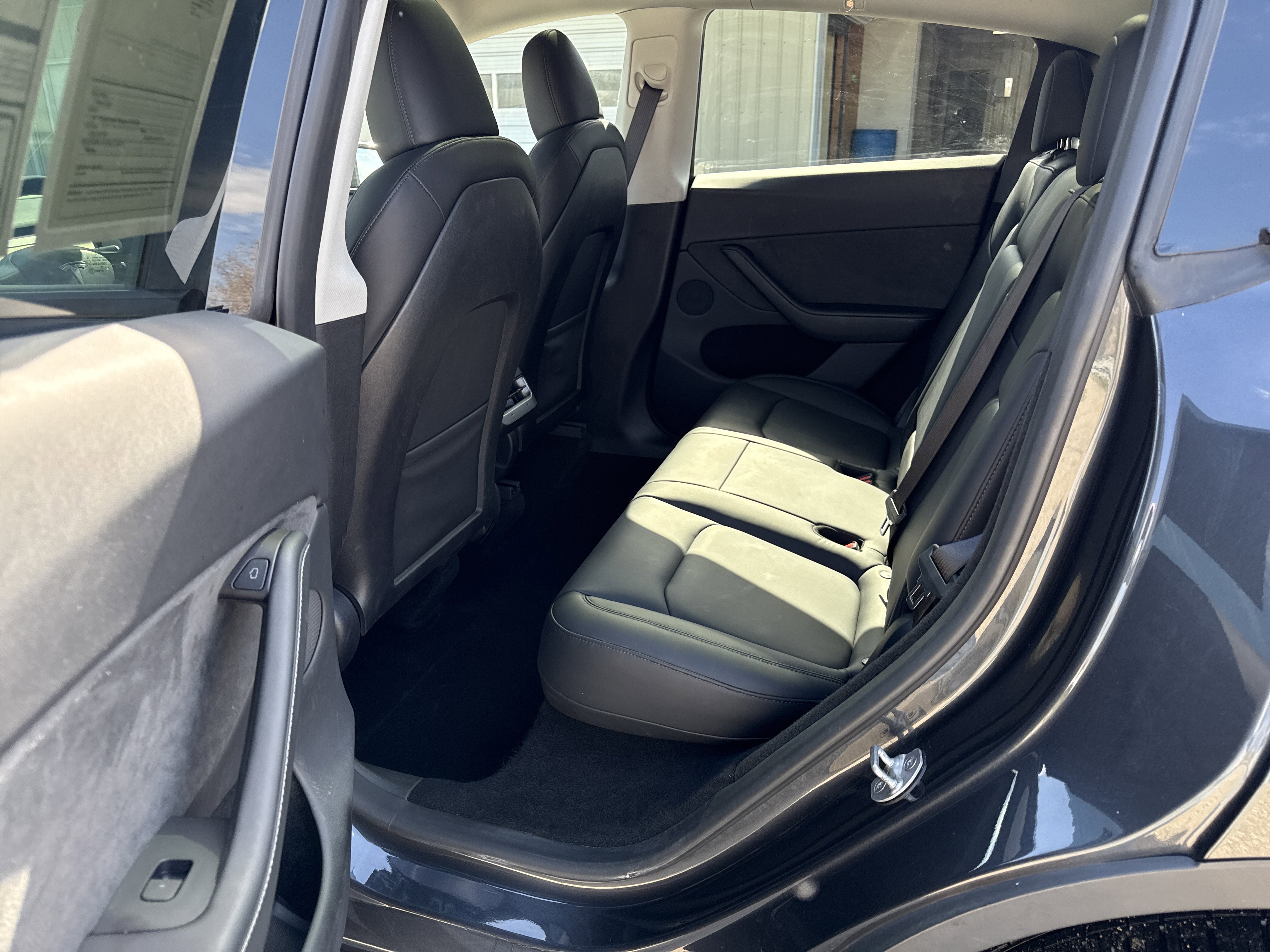 Used 2024 Tesla Model Y Long Range image 19