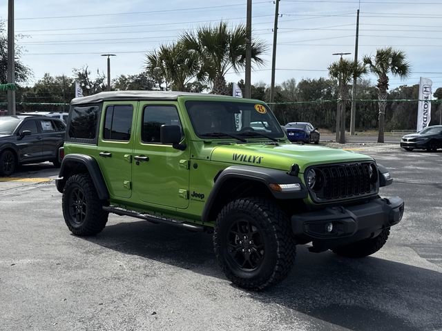 Used 2025 Jeep Wrangler Willys image 5