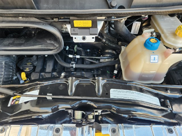 Used 2025 RAM ProMaster 2500 w/ U-Haul Equipment Group FWD image 30