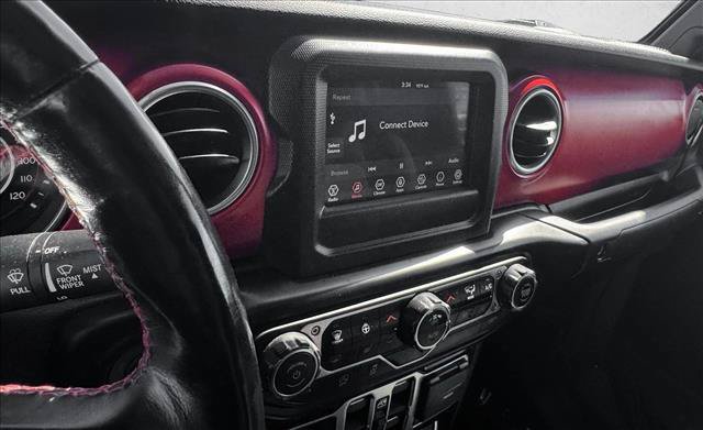 Used 2021 Jeep Gladiator Rubicon w/ Cold Weather Group AWD/4WD image 13