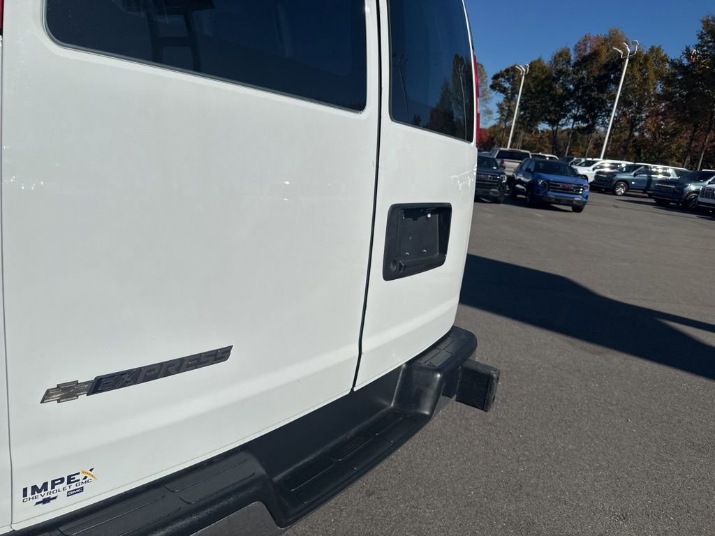 Used 2023 Chevrolet Express 2500 w/ Driver Convenience Package RWD image 25