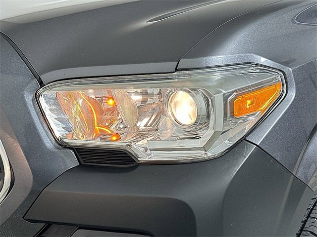 Used 2019 Toyota Tacoma SR image 23