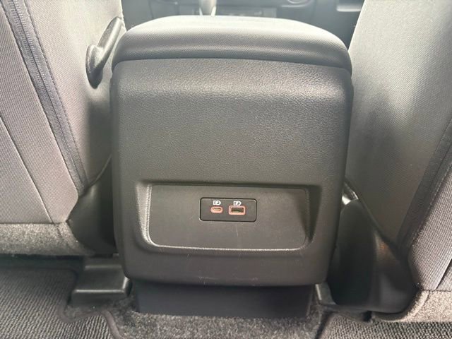 Used 2024 Nissan Frontier SV image 32