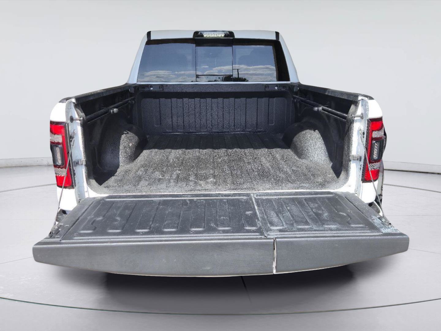 Used 2023 RAM 1500 Limited AWD/4WD image 25