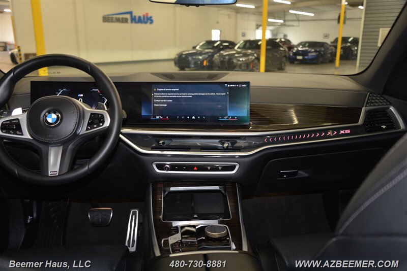 Used 2025 BMW X5 xDrive40i w/ M Sport Package AWD/4WD image 29