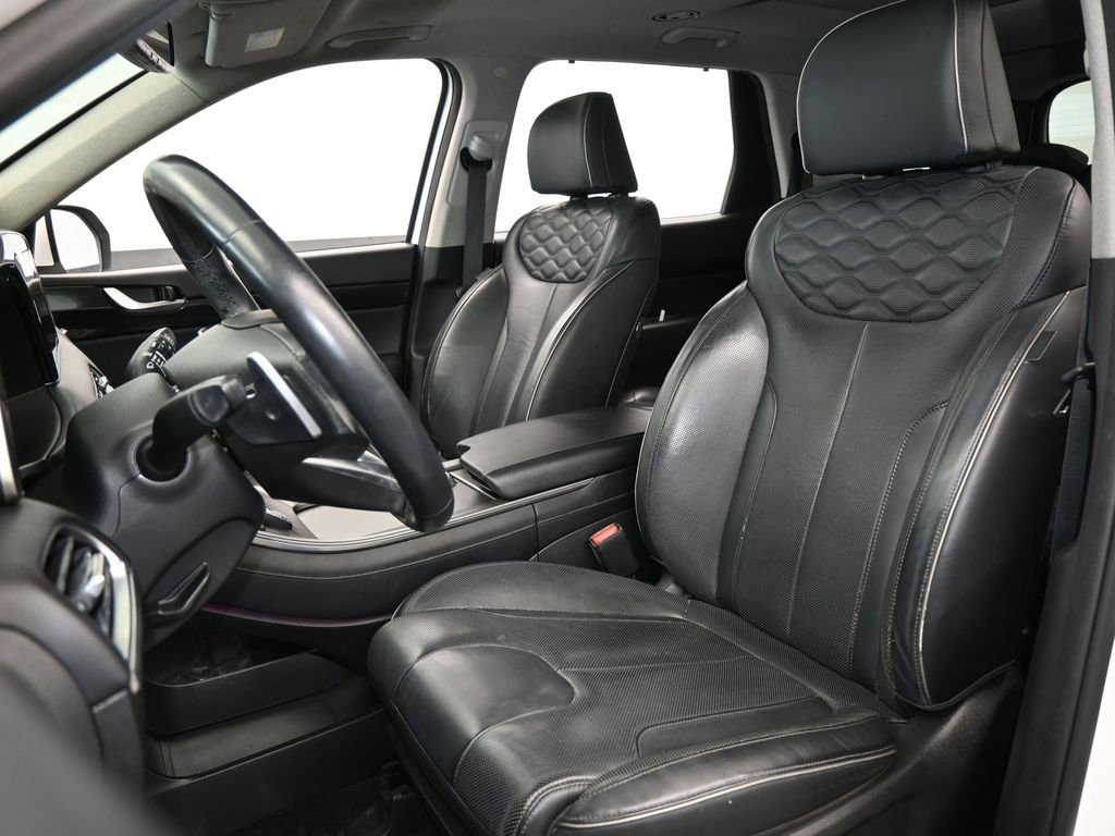 Used 2021 Hyundai Palisade Limited w/ Winter Package image 10