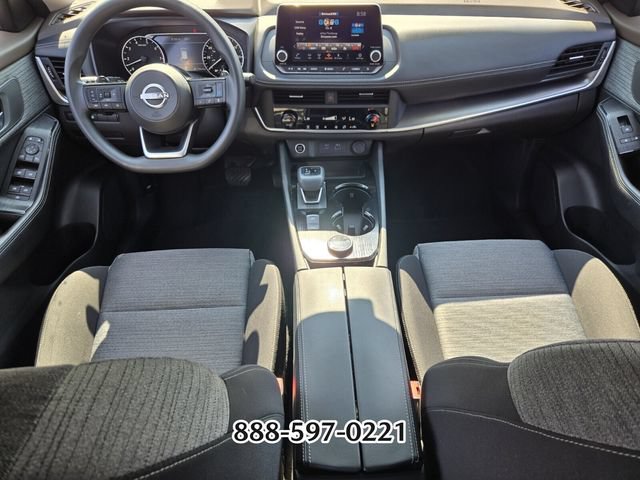 Used 2023 Nissan Rogue SV AWD/4WD image 13