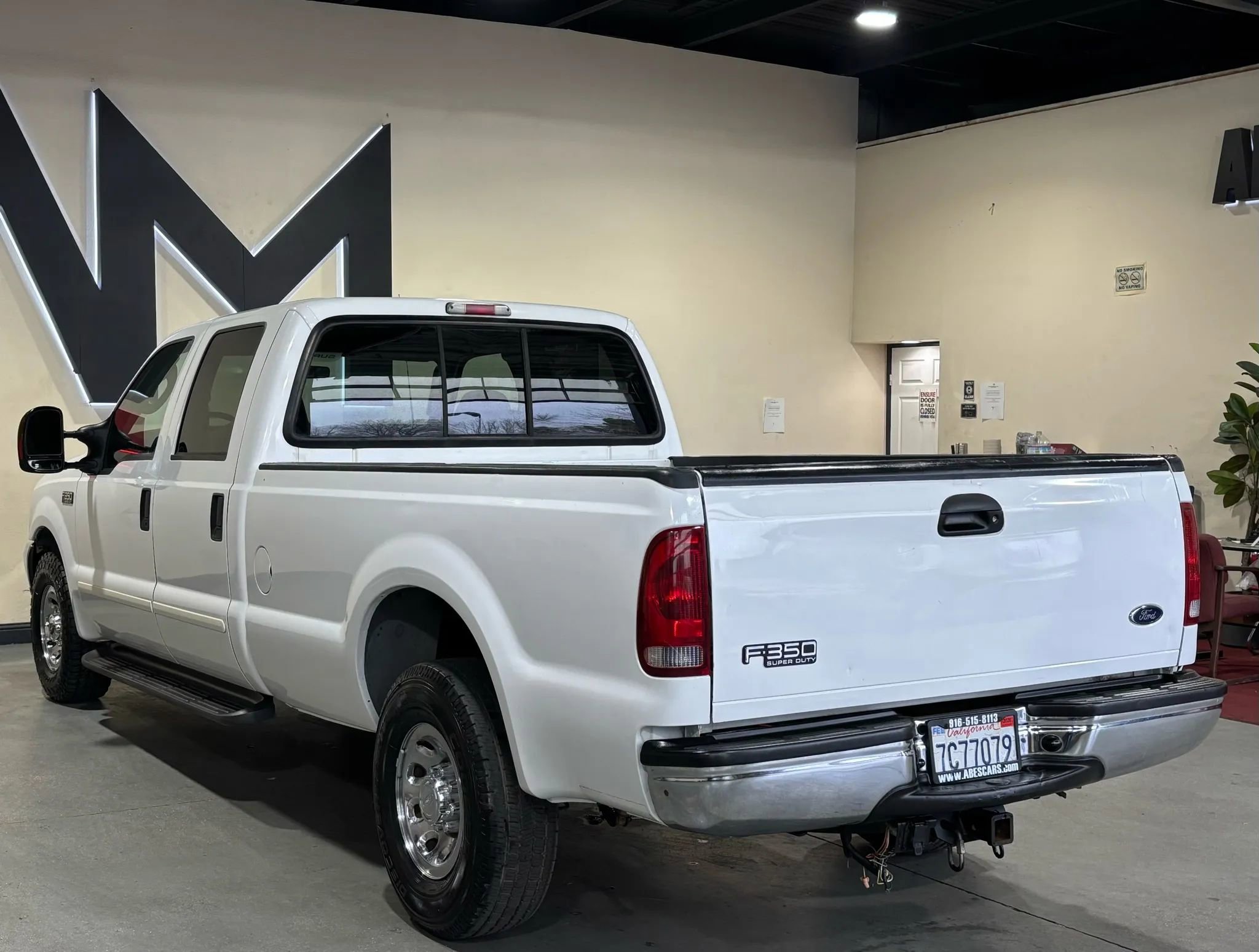 Used 2003 Ford F350 XLT image 8