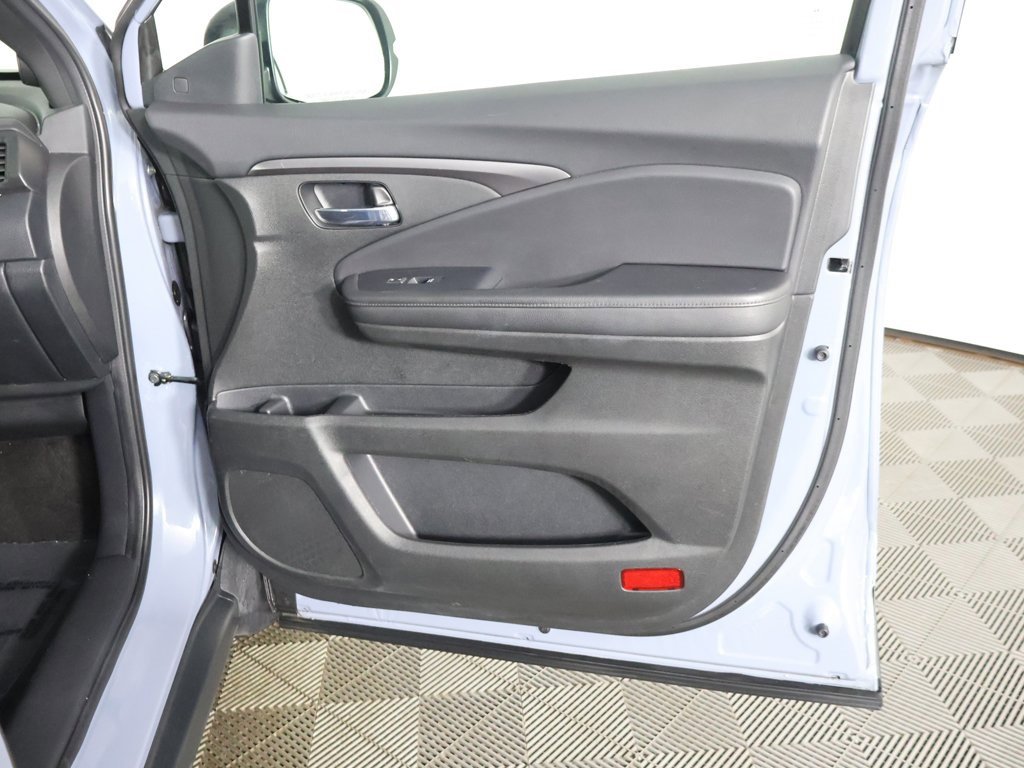 Used 2022 Honda Pilot Sport image 24