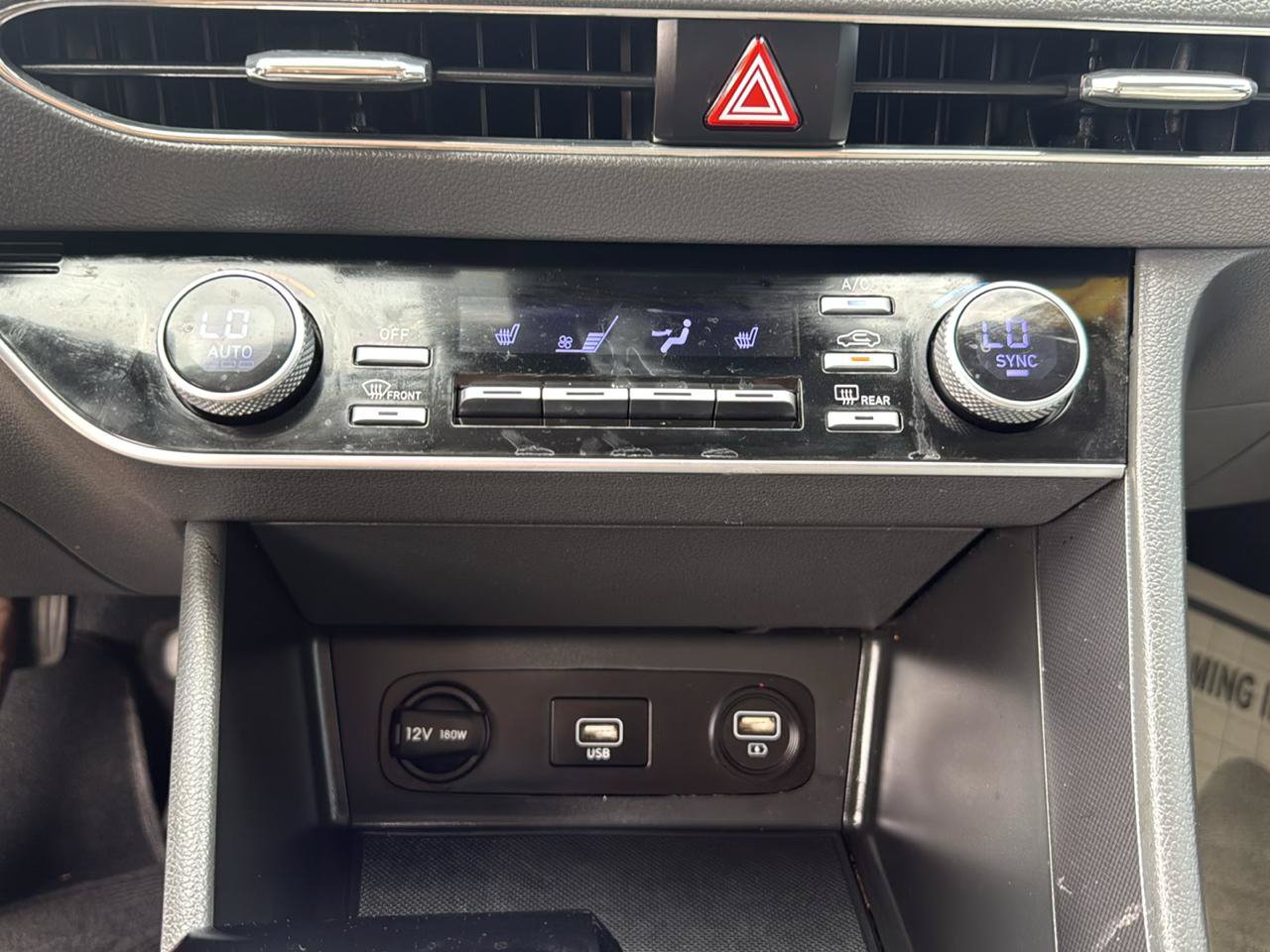 Used 2022 Hyundai Sonata SEL w/ Preferred Accessory Package FWD image 22